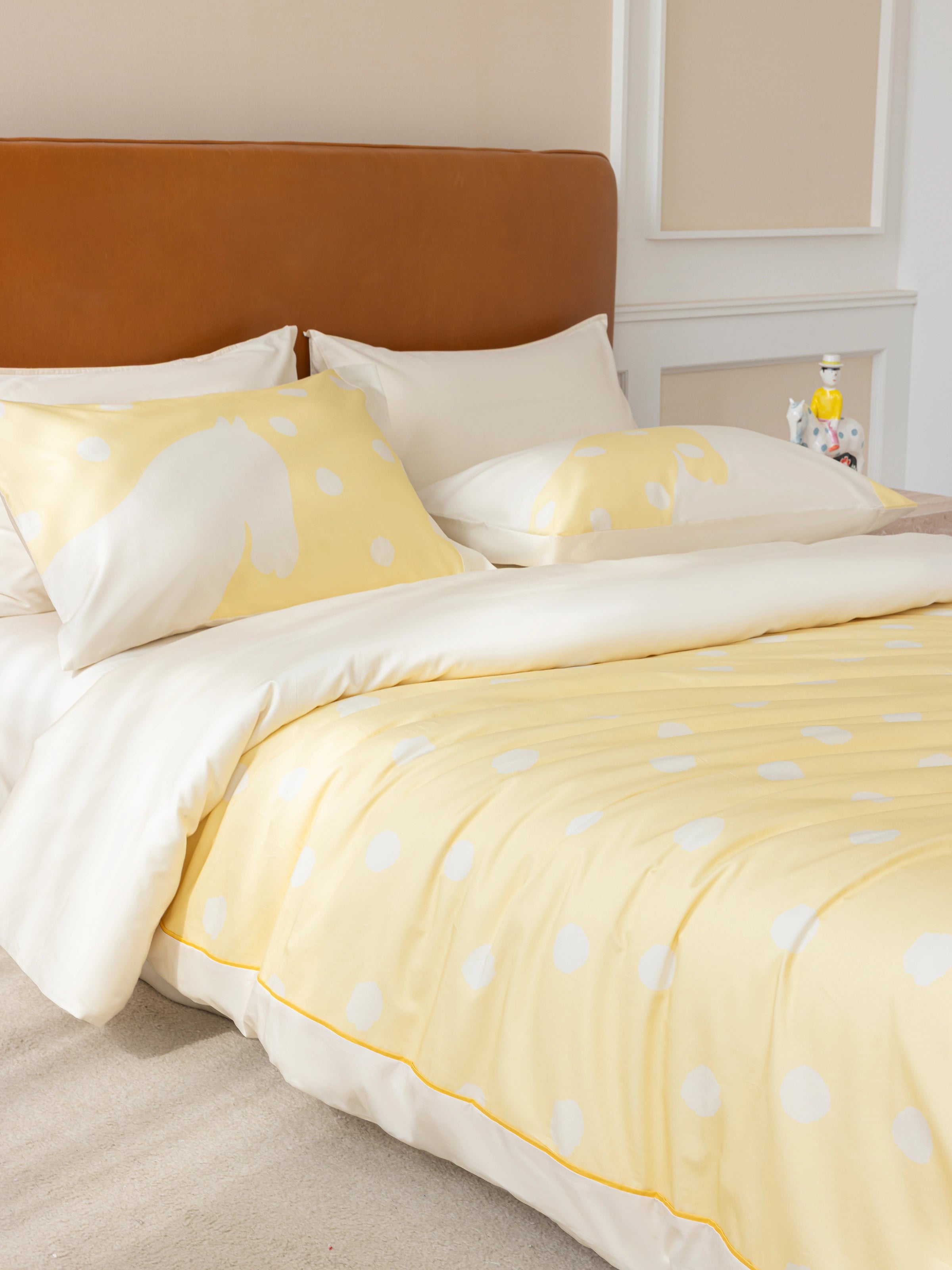 "Year of the Horse" Cotton Satin Bedding Set – Polka Dot Horse