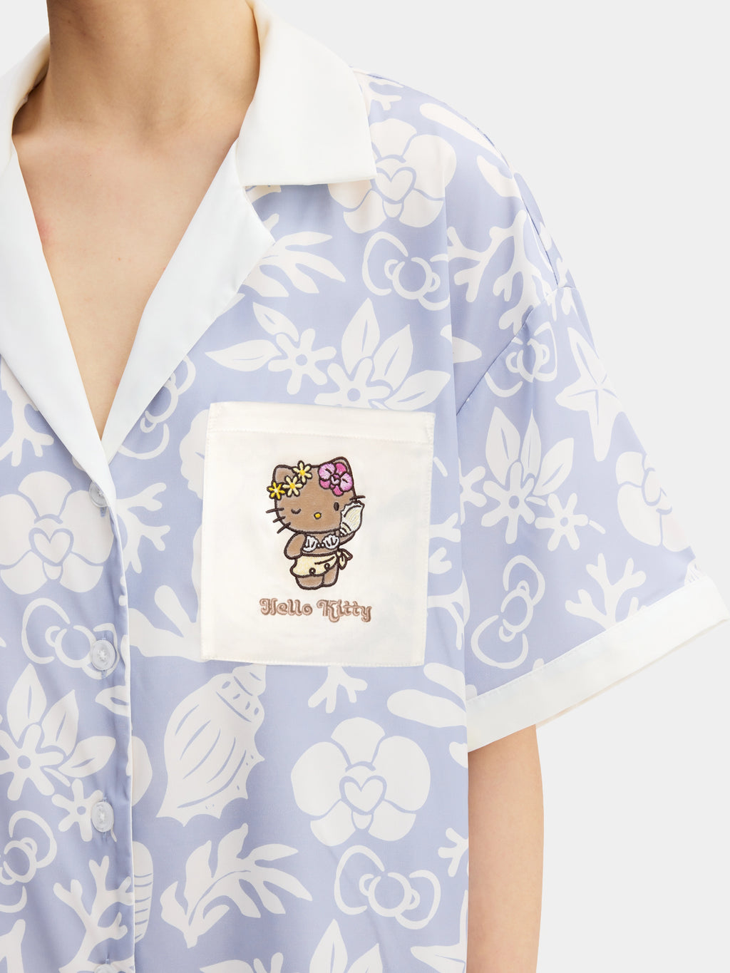 "Hello Kitty" Satin Loungewear Set Short Sleeve & Shorts – Breezy Blue