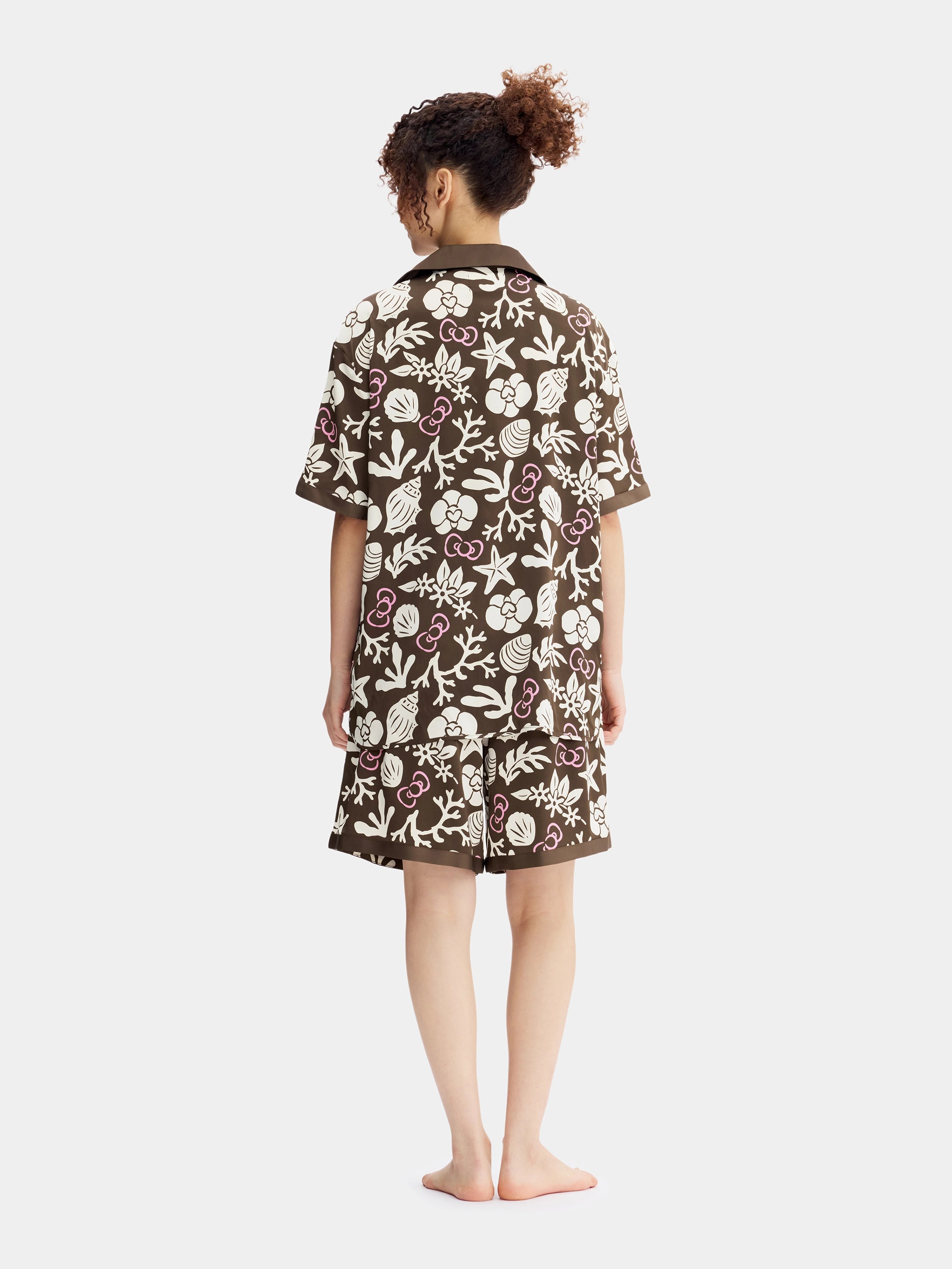 "Hello Kitty" Satin Loungewear Set Short Sleeve & Shorts – Coconut Brown