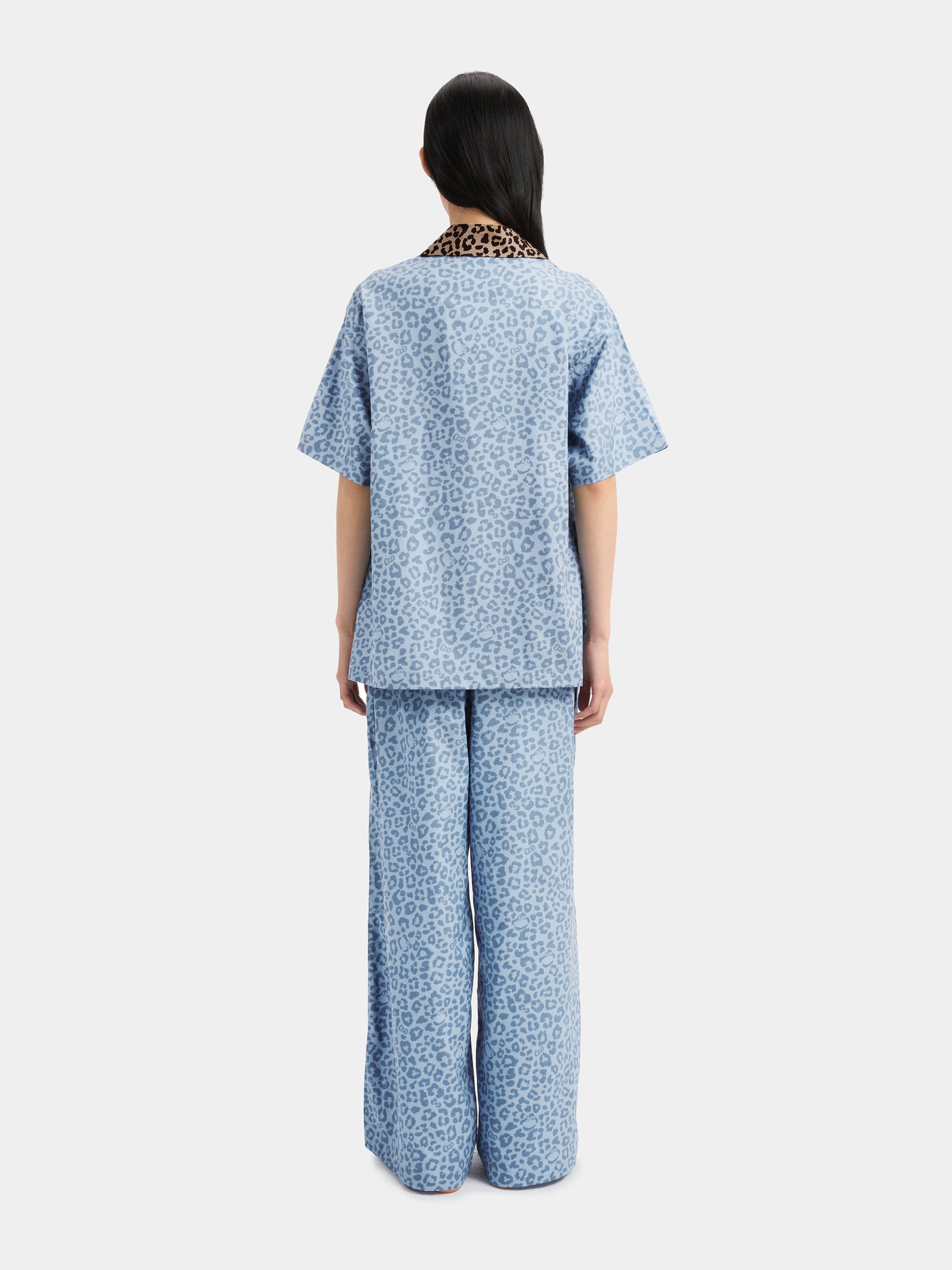 "Hello Kitty" Tencel Cotton Blend Loungewear Set Short Sleeve & Pants – Denim Leopard