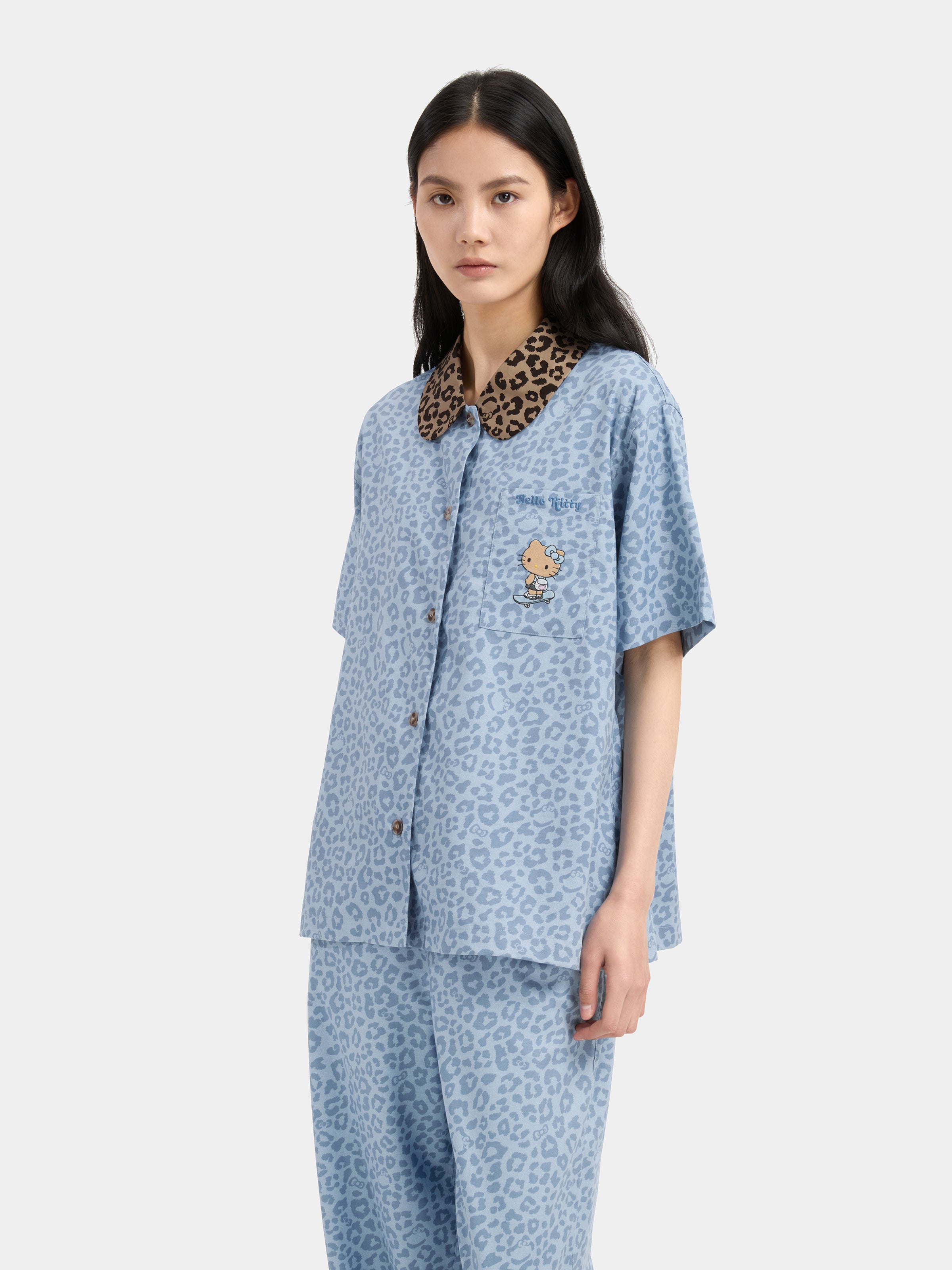 "Hello Kitty" Tencel Cotton Blend Loungewear Set Short Sleeve & Pants – Denim Leopard