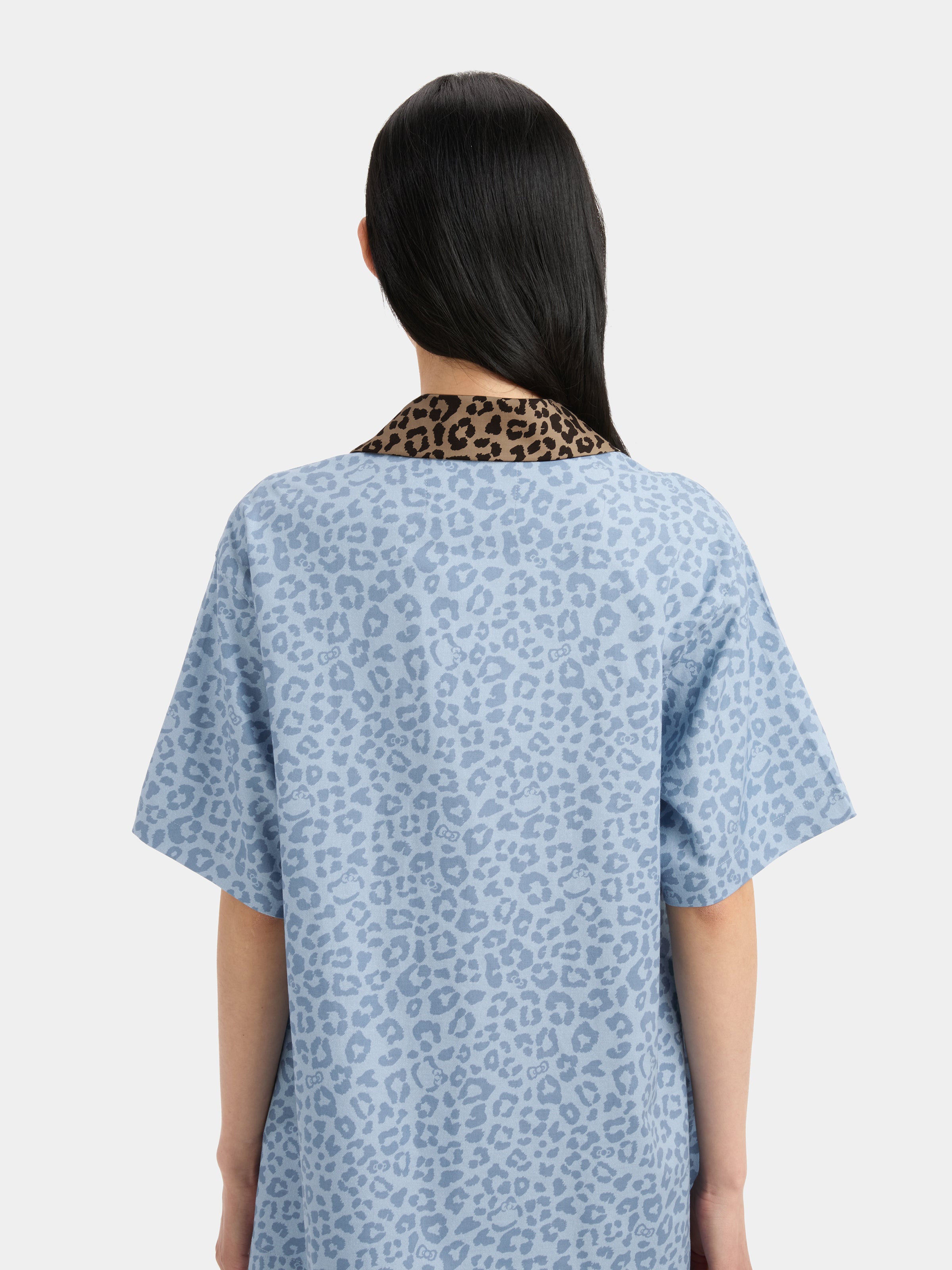 "Hello Kitty" Tencel Cotton Blend Loungewear Set Short Sleeve & Pants – Denim Leopard