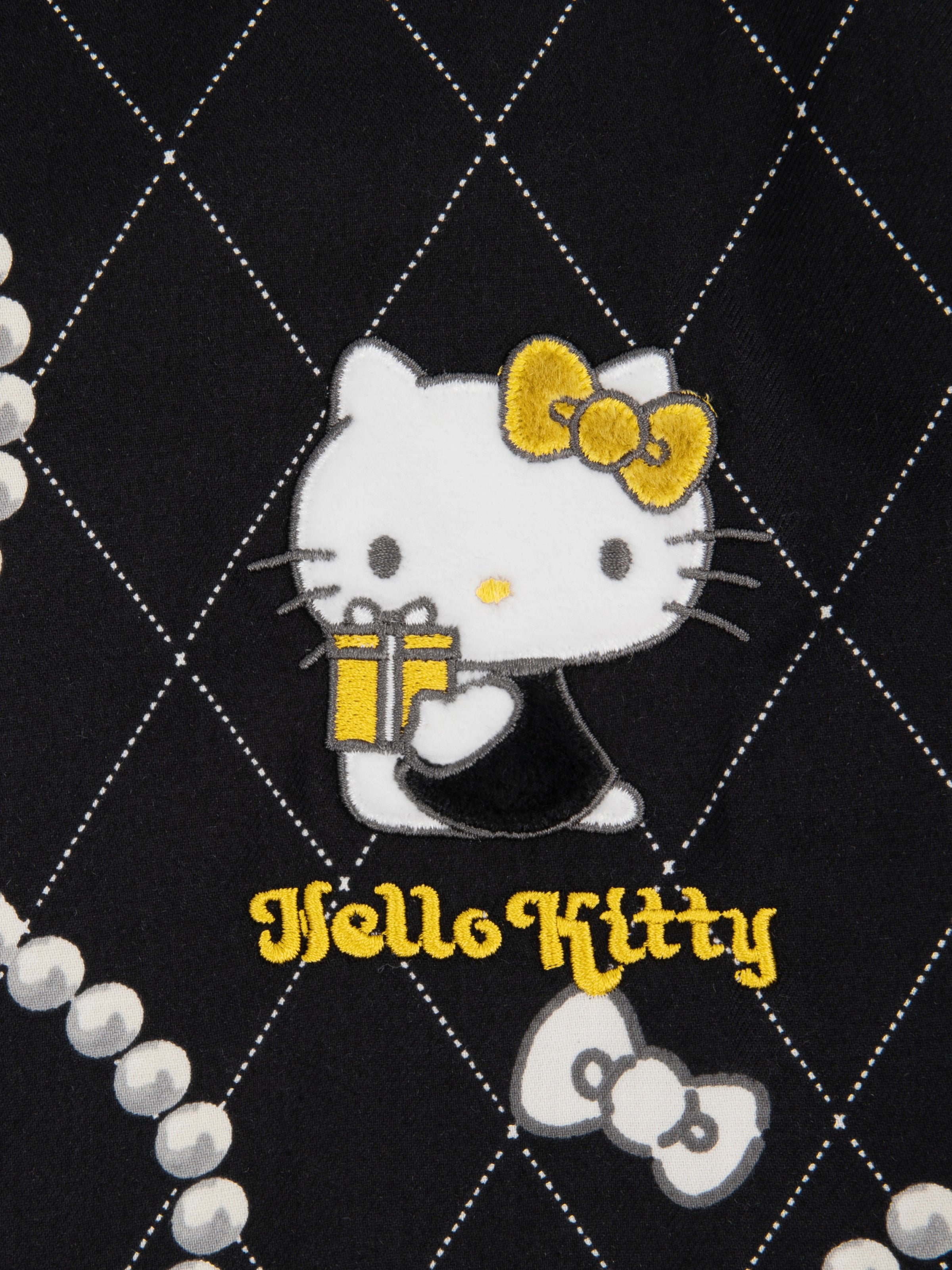 "Hello Kitty" Tencel Cotton Blend Loungewear Set Short Sleeve – Pearl Necklace