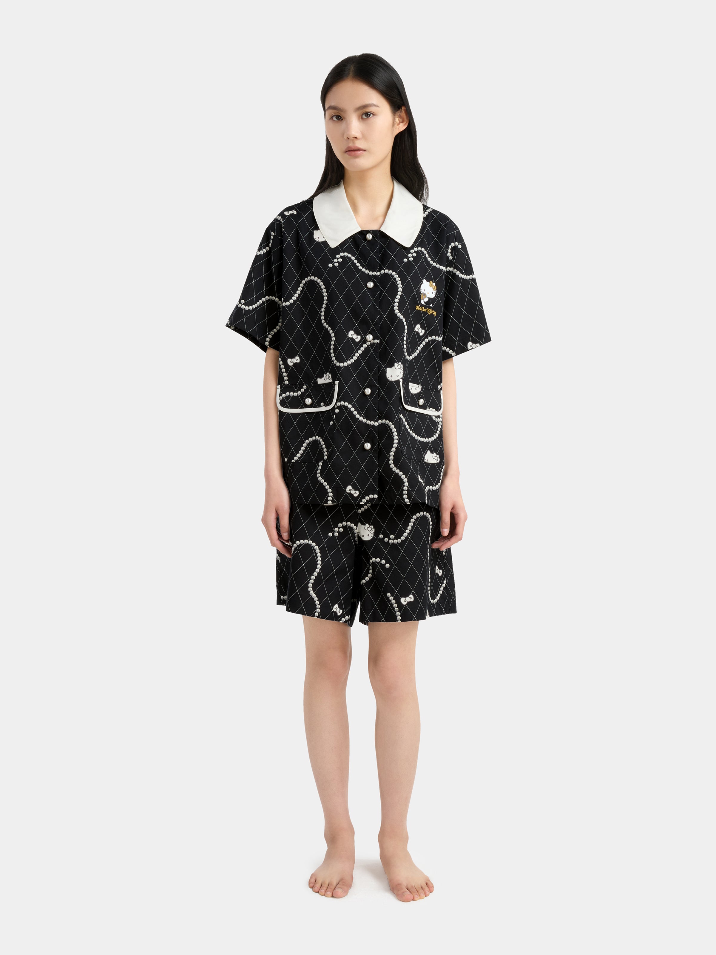 "Hello Kitty" Tencel Cotton Blend Loungewear Set Short Sleeve – Pearl Necklace