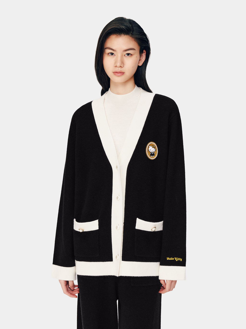 "Hello Kitty" Wool Cashmere Blend Cardigan – Black & White