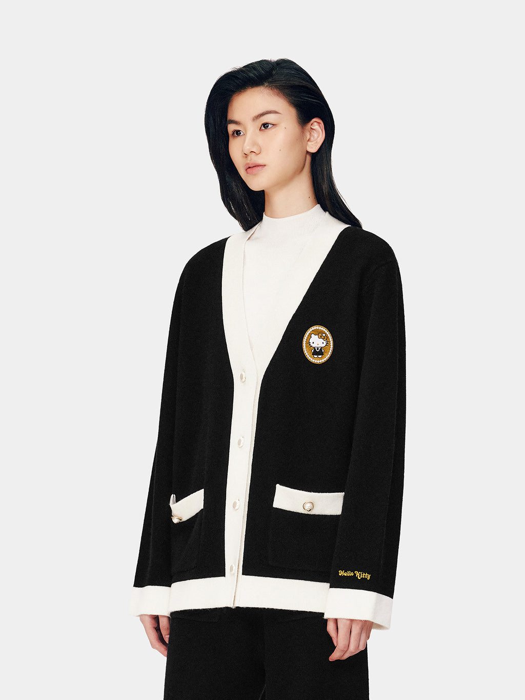 "Hello Kitty" Wool Cashmere Blend Cardigan – Black & White