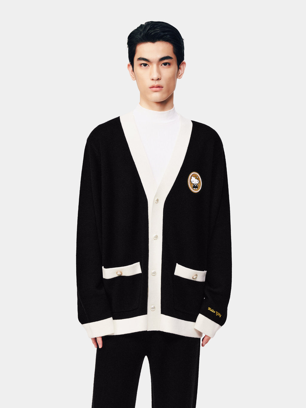 "Hello Kitty" Wool Cashmere Blend Cardigan – Black & White