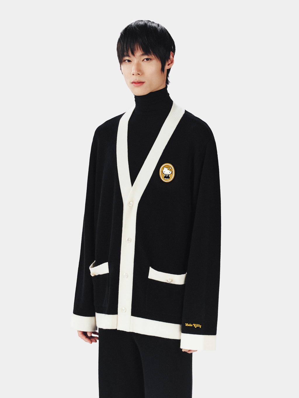 "Hello Kitty" Wool Cashmere Blend Cardigan – Black & White