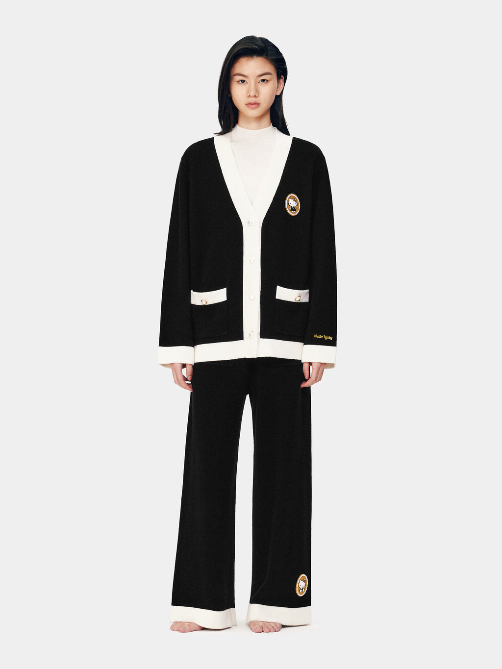 "Hello Kitty" Wool Cashmere Blend Cardigan – Black & White