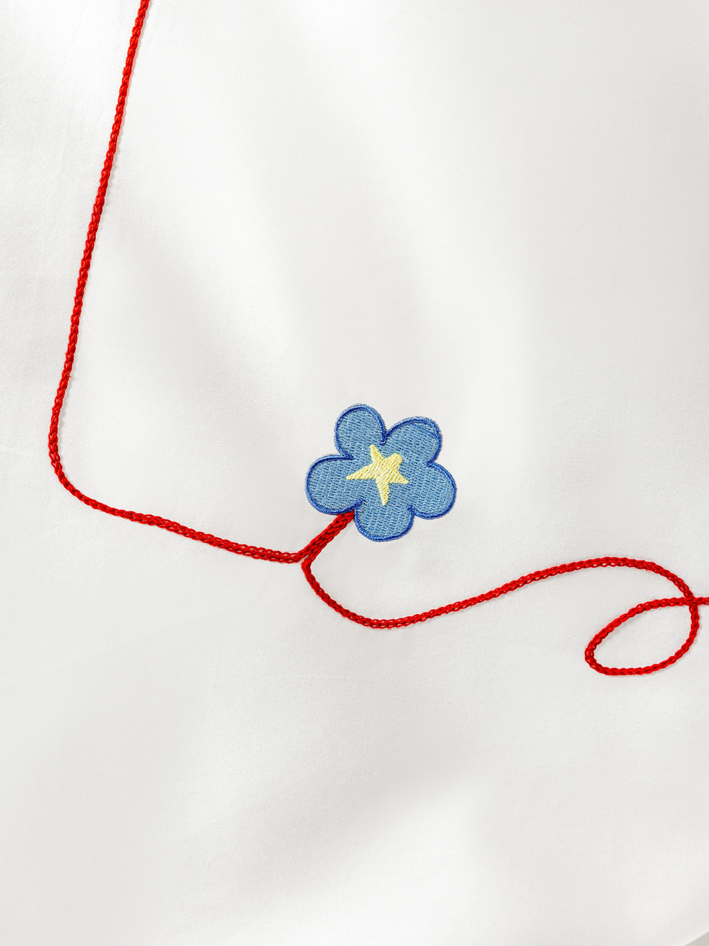 "tbh × TWINKLE TWINKLE" Embroidered Cotton Satin Bedding Set – Manuscript of Love