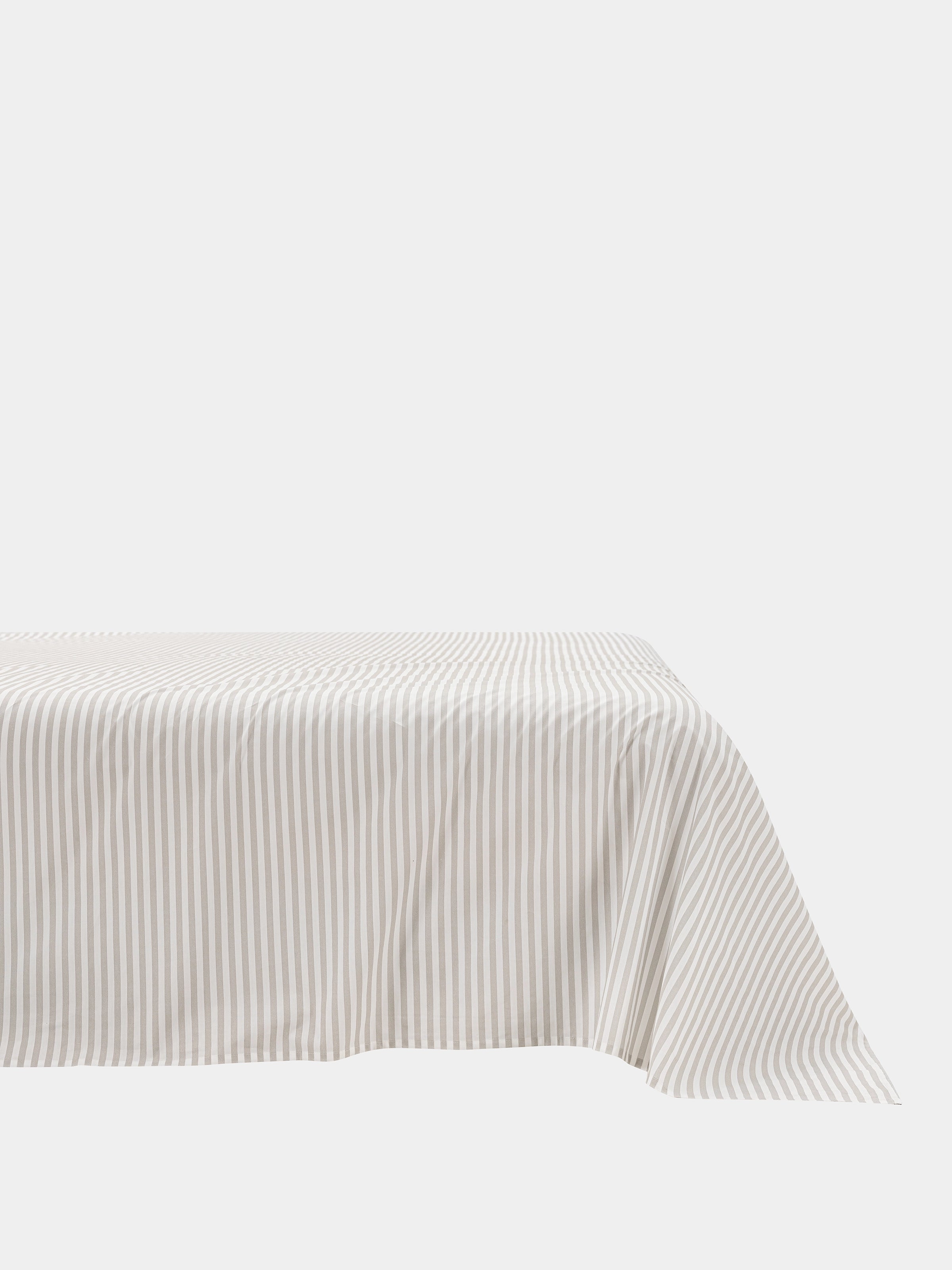 "tbh × TWINKLE TWINKLE" Embroidered Cotton Satin Bedding Set – Manuscript of Love