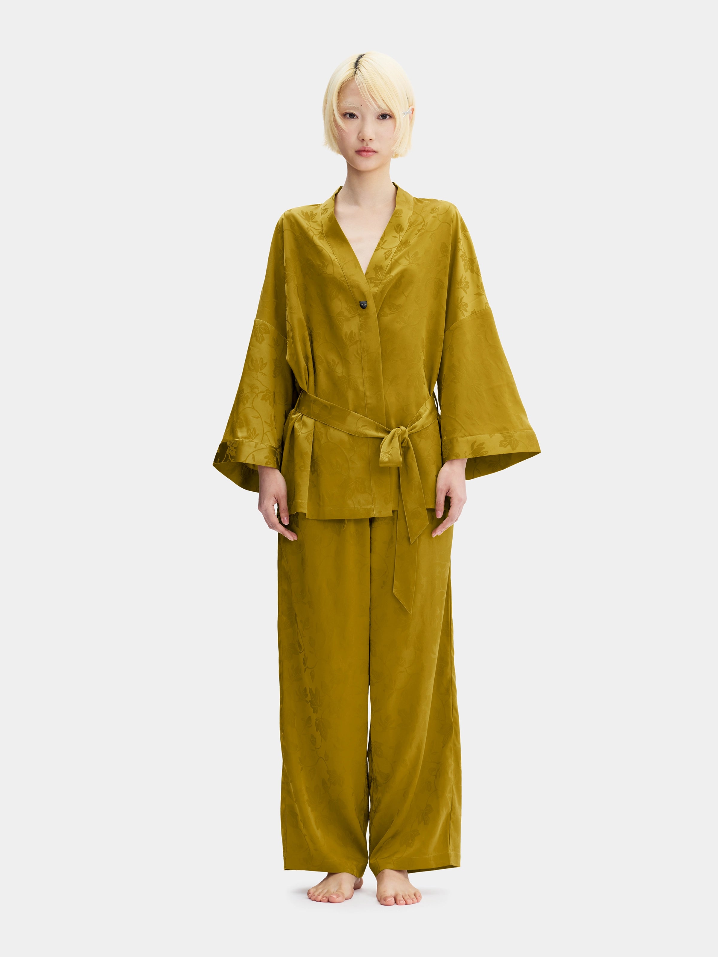 "Urban Jungle" Black Panther Satin Jacquard Loungewear Set Robe & Pants – Dark Gold