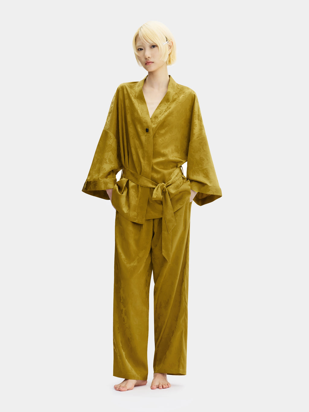 "Urban Jungle" Black Panther Satin Jacquard Loungewear Set Robe & Pants – Dark Gold