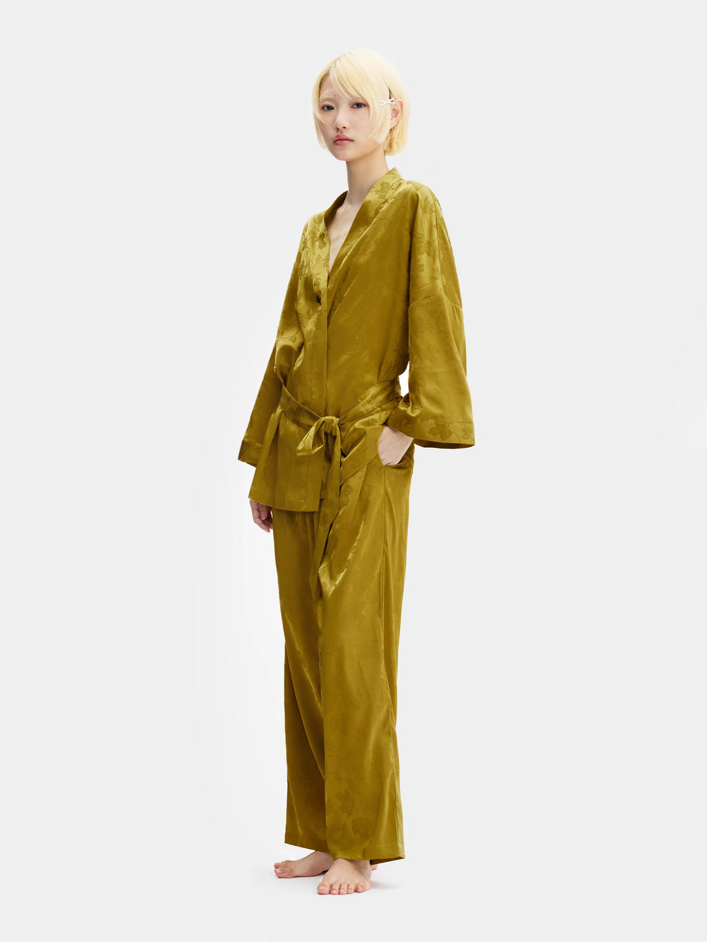 "Urban Jungle" Black Panther Satin Jacquard Loungewear Set Robe & Pants – Dark Gold