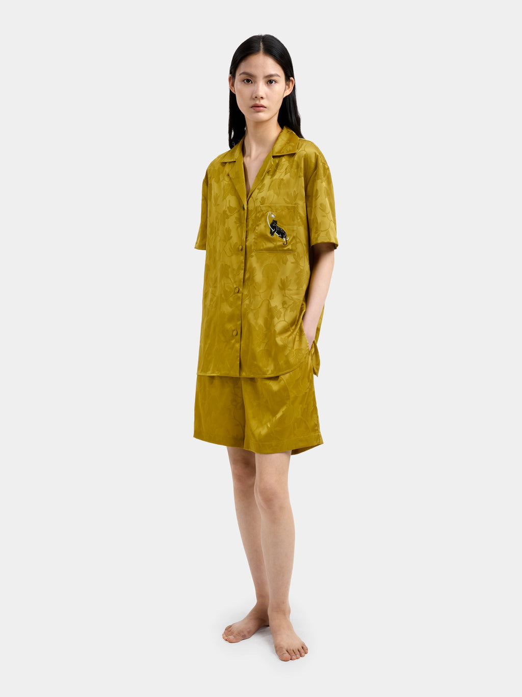 "Urban Jungle" Black Panther Satin Jacquard Loungewear Set Short Sleeve & Shorts – Dark Gold