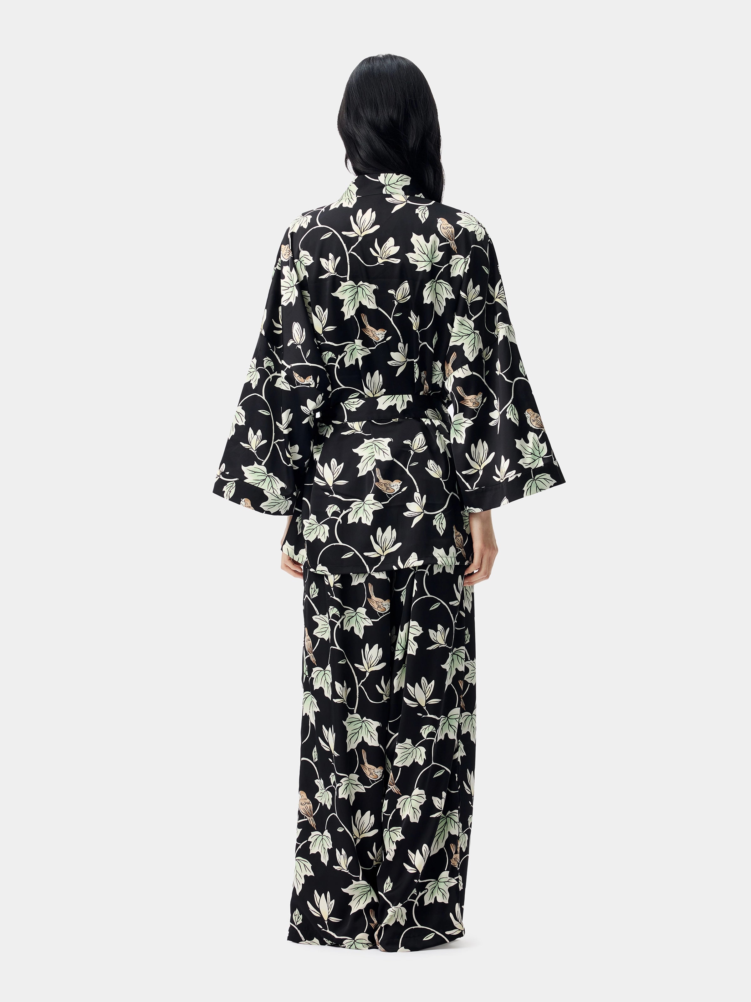 "Urban Jungle" Black Panther Satin Loungewear Set Robe & Pants – Magnolia