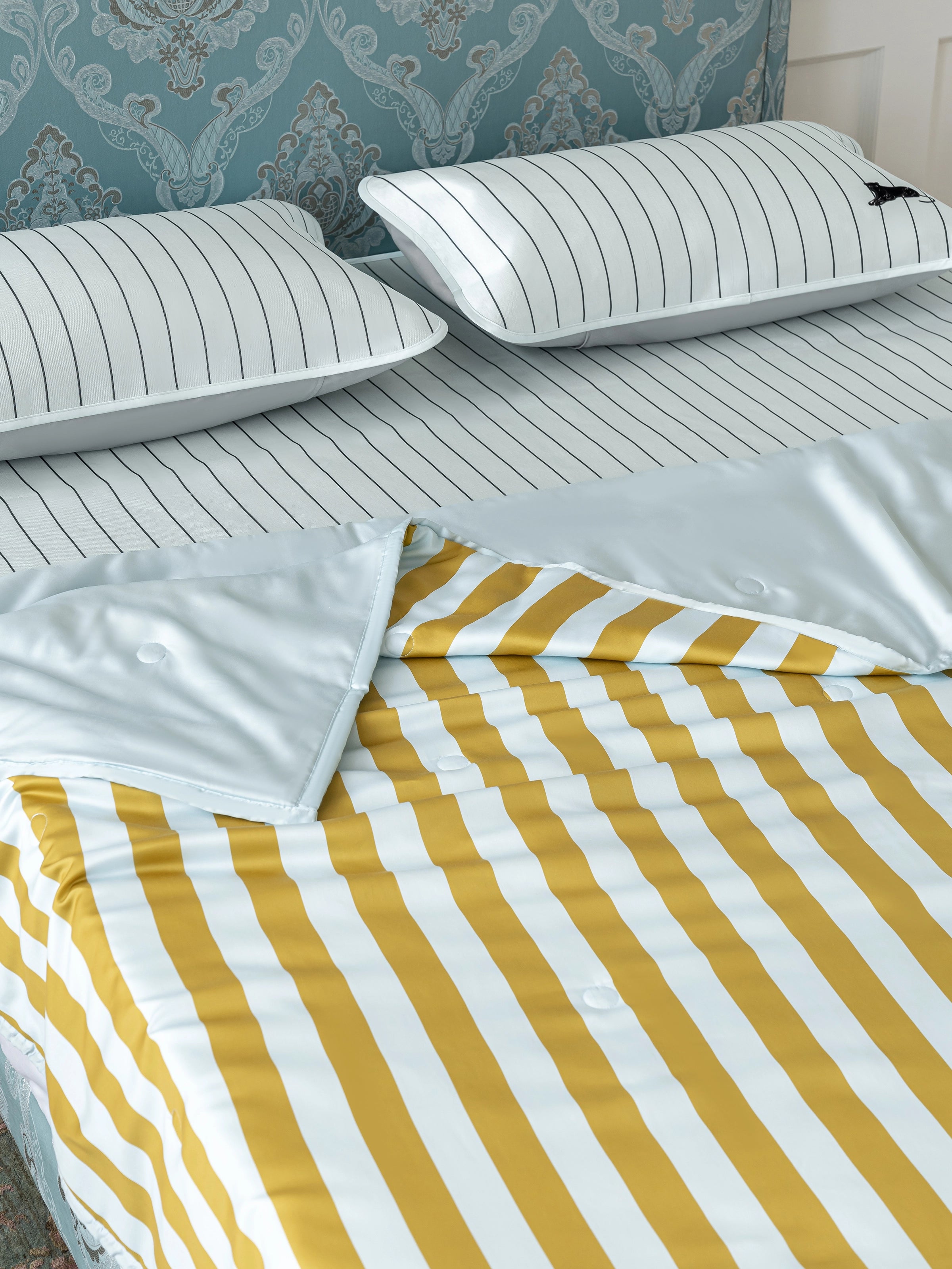 "Urban Jungle" Black Panther Tencel Printed Summer Quilt – Blue & Green Stripes