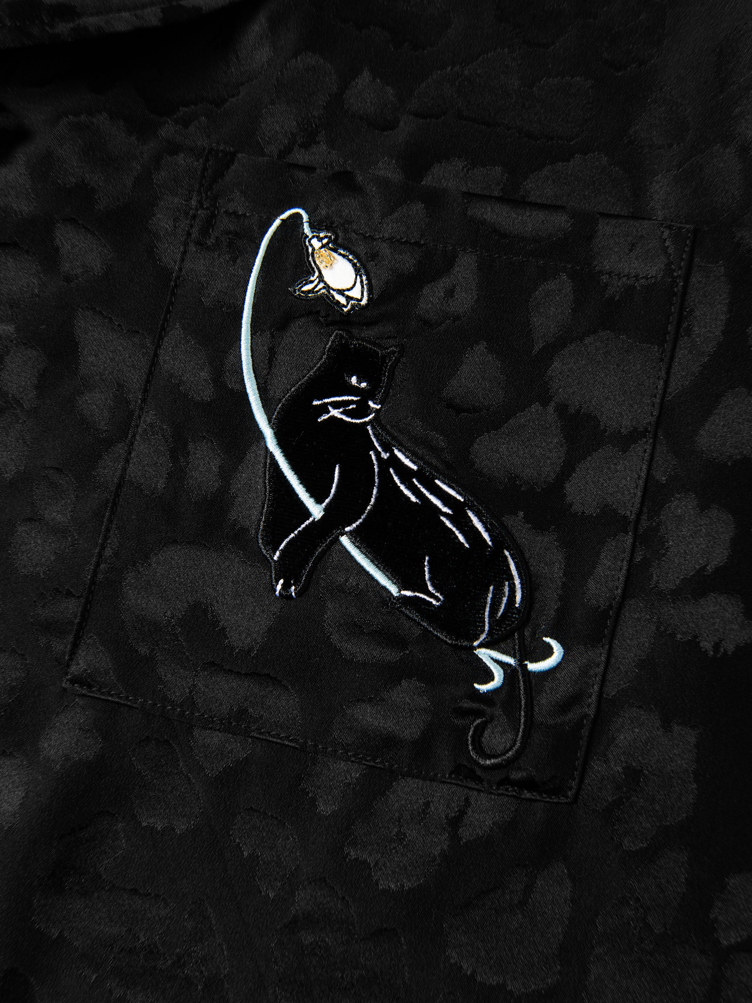 "Urban Jungle" Black Panther 19 Momme Machine-Washable Silk Jacquard Loungewear Set Long Sleeve – Black Leopard