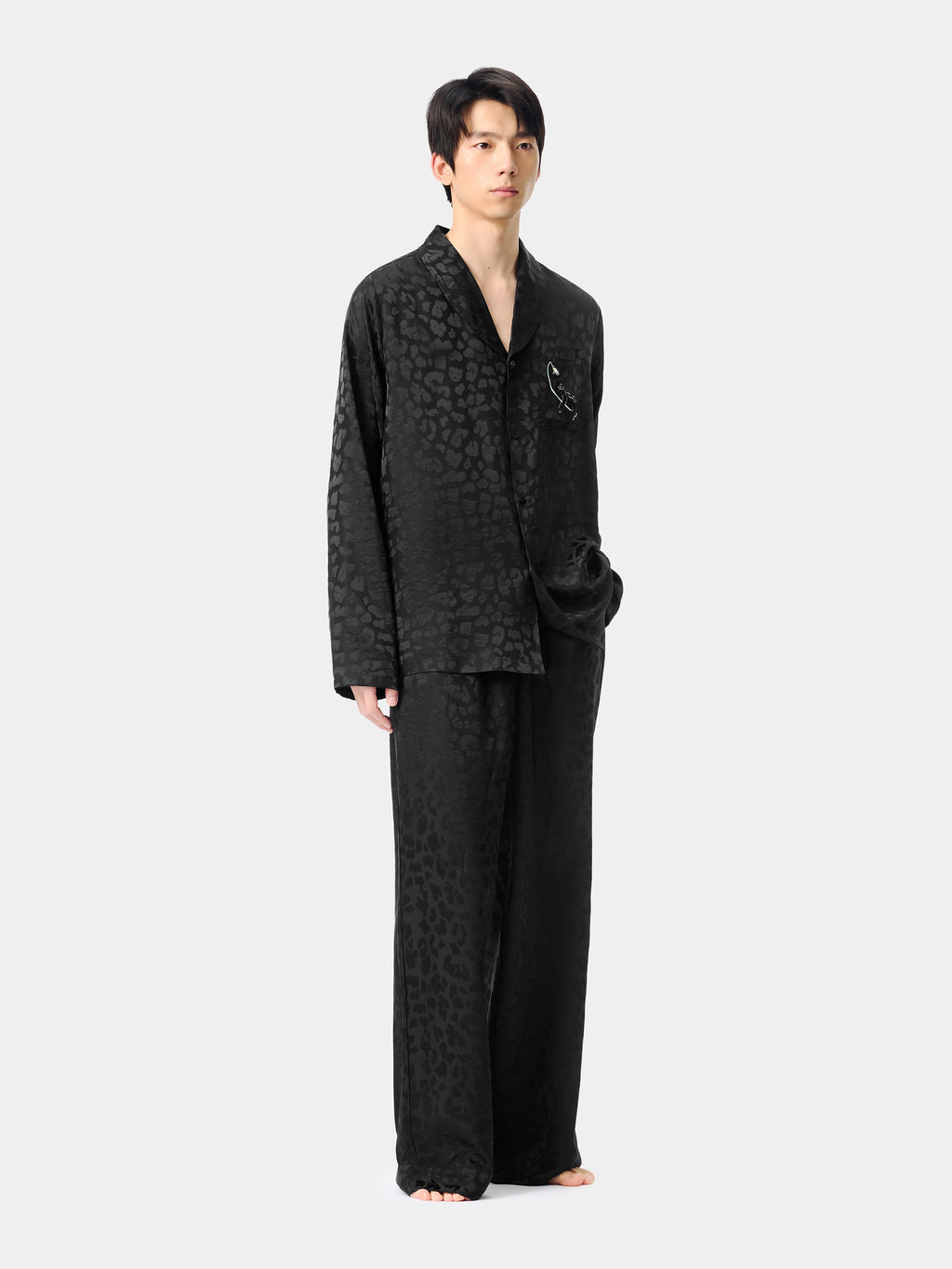 "Urban Jungle" Black Panther 19 Momme Machine-Washable Silk Jacquard Loungewear Set Long Sleeve – Black Leopard