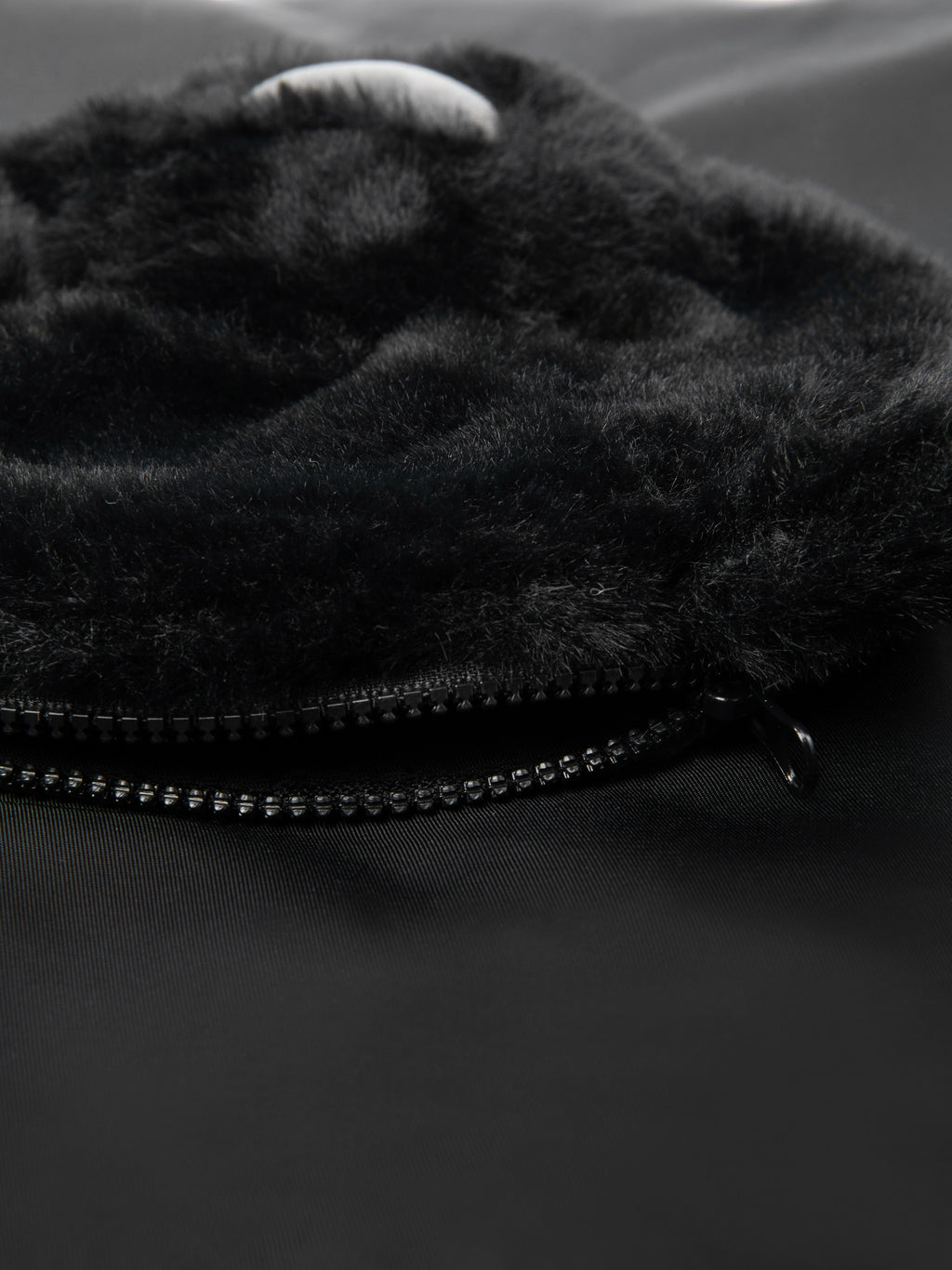 "Urban Jungle" Black Panther Travel Nap Set