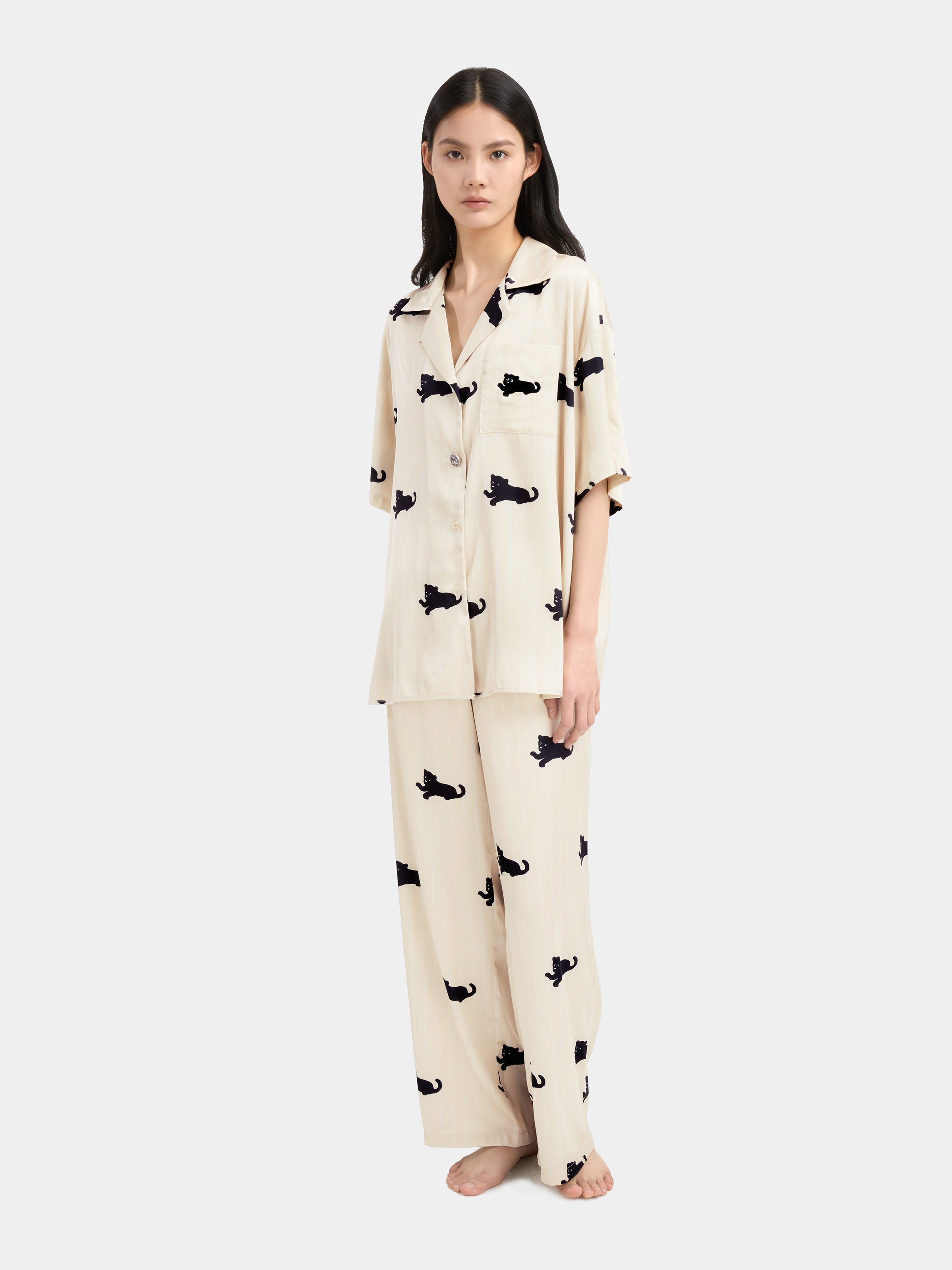 "Urban Jungle" Satin Loungewear Set Short Sleeve & Pants – Camel