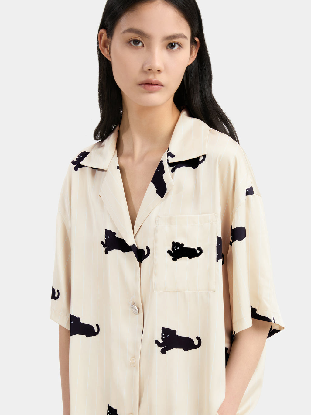 "Urban Jungle" Satin Loungewear Set Short Sleeve & Pants – Camel