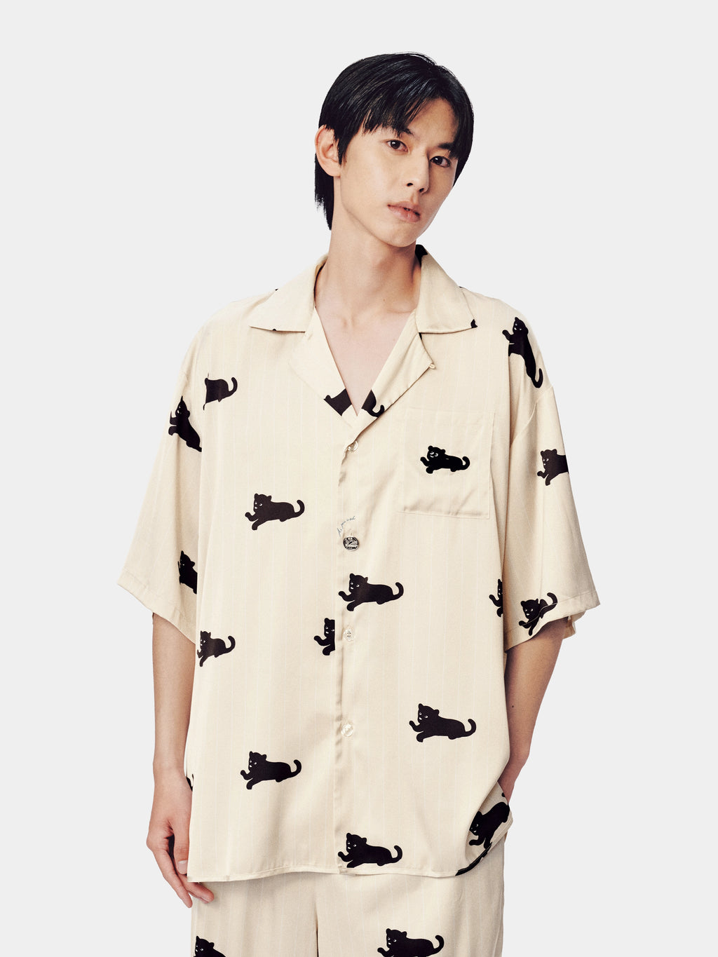 "Urban Jungle" Satin Loungewear Set Short Sleeve & Pants – Camel