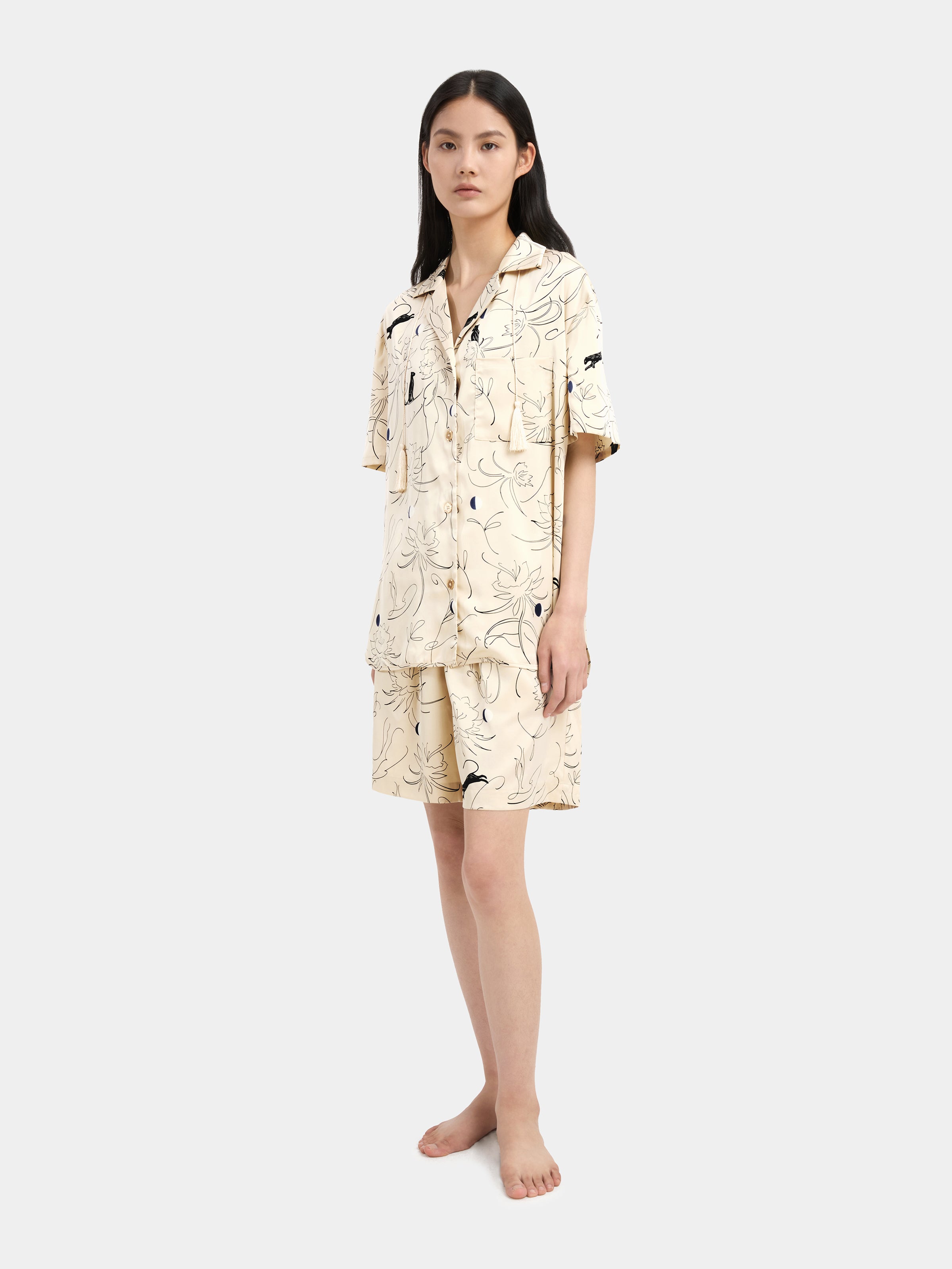 "Urban Jungle" Satin Loungewear Set Short Sleeve – Dune Gold