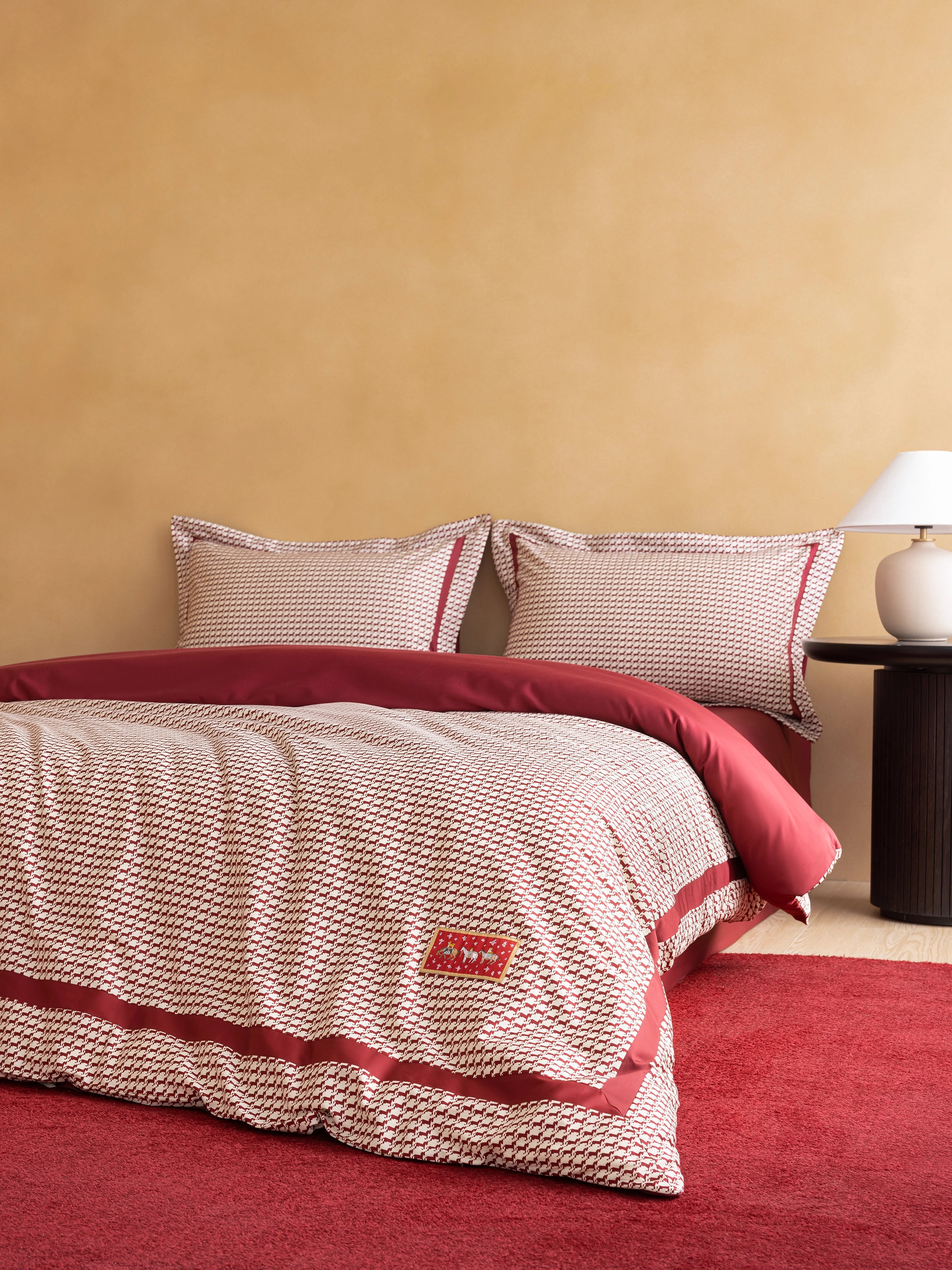 "Year of the Horse" Cotton Satin Bedding Set – Houndstooth Red