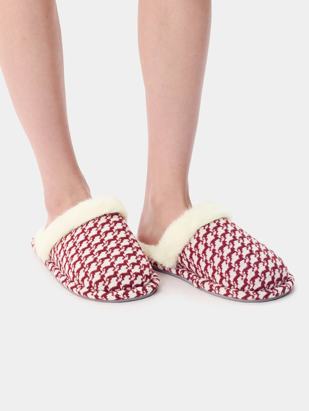 "Year of the Horse" Fluffy Slippers – Houndstooth Red